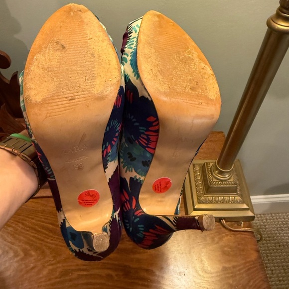 Vintage Y2K Zara Woman Collection Multicolor Peep Toe Floral 4” Heels Size 38/8 - Picture 5 of 12